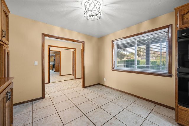 960 Hillcrest Drive, Kingman, AZ 86409