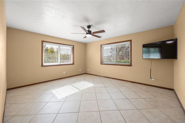 960 Hillcrest Drive, Kingman, AZ 86409