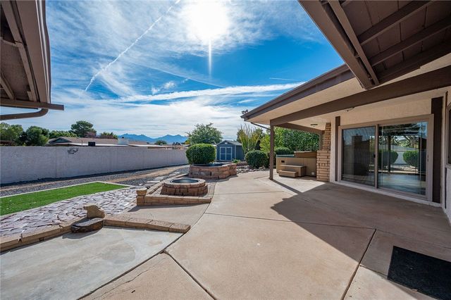 960 Hillcrest Drive, Kingman, AZ 86409