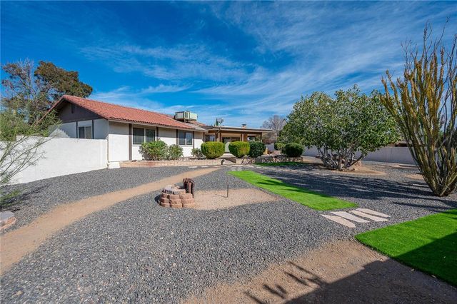 960 Hillcrest Drive, Kingman, AZ 86409