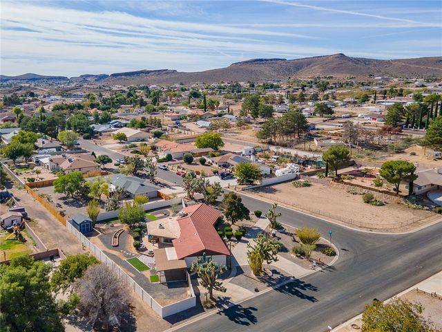 960 Hillcrest Drive, Kingman, AZ 86409