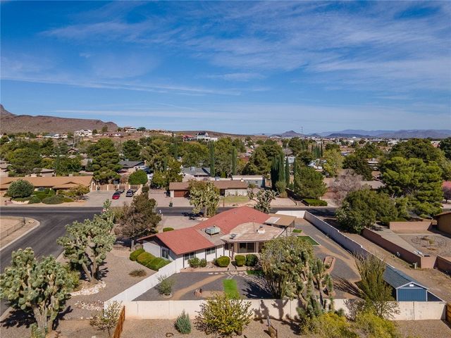 960 Hillcrest Drive, Kingman, AZ 86409