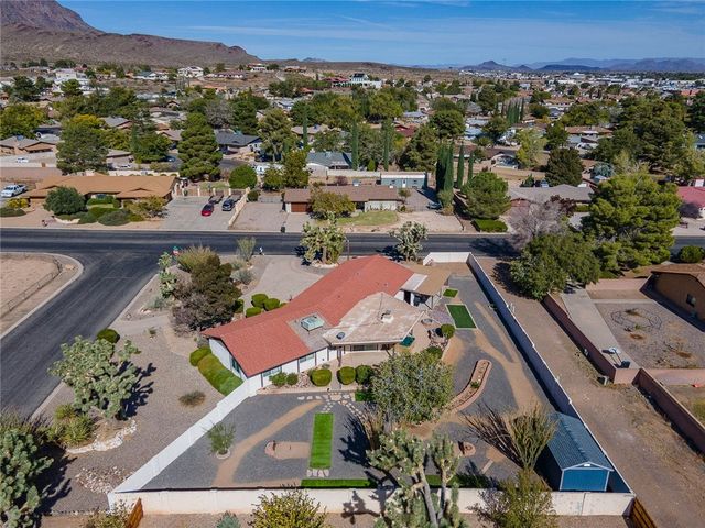 960 Hillcrest Drive, Kingman, AZ 86409