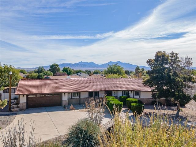 960 Hillcrest Drive, Kingman, AZ 86409