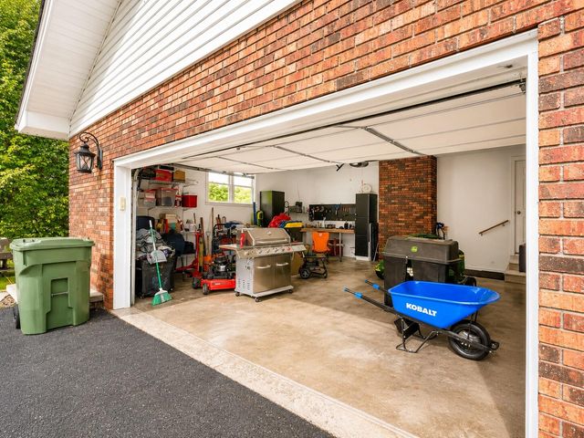 85 Mary Ann Drive, Gray, KY 40734