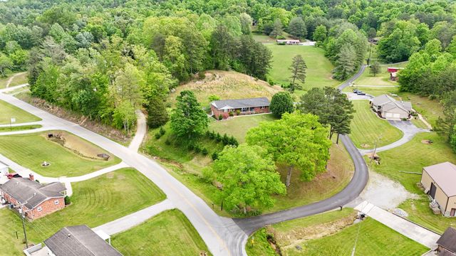 85 Mary Ann Drive, Gray, KY 40734