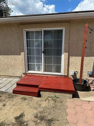 1915 Ventura Drive, Colorado Springs, CO 80910