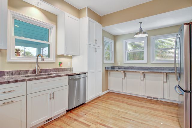 410 W Indian Avenue, Folly Beach, SC 29439