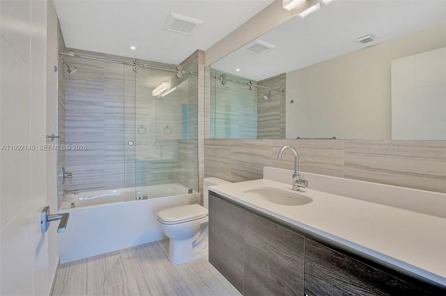 301 Altara Ave 819, Coral Gables, FL 33146