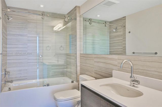 301 Altara Ave 819, Coral Gables, FL 33146