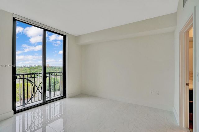 301 Altara Ave 819, Coral Gables, FL 33146