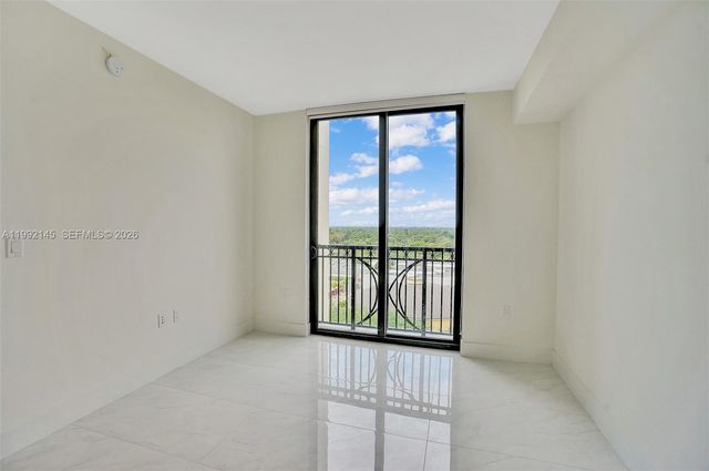 301 Altara Ave 819, Coral Gables, FL 33146