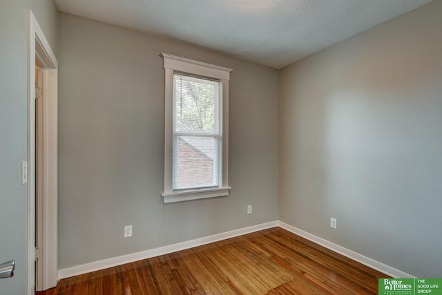 819 S 50th Street, Omaha, NE 68106