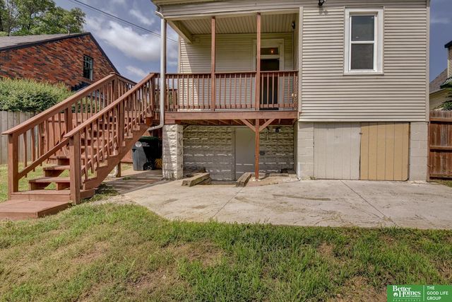 819 S 50th Street, Omaha, NE 68106