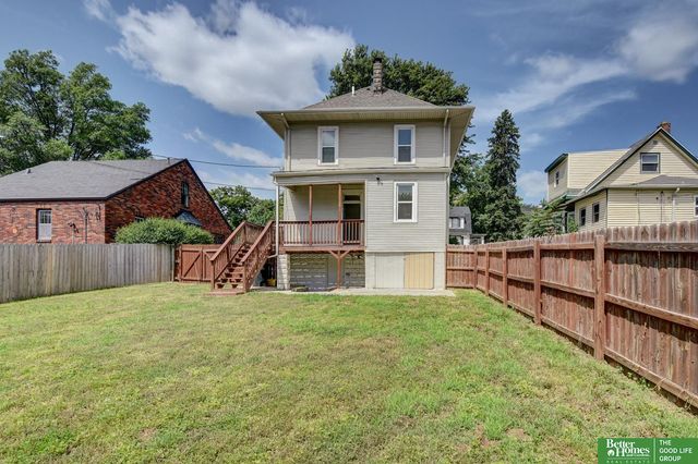 819 S 50th Street, Omaha, NE 68106