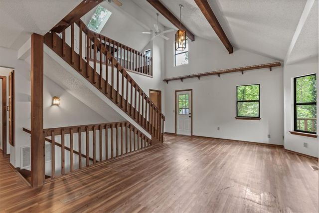 8665 White Oak Drive, Rogers, AR 72756