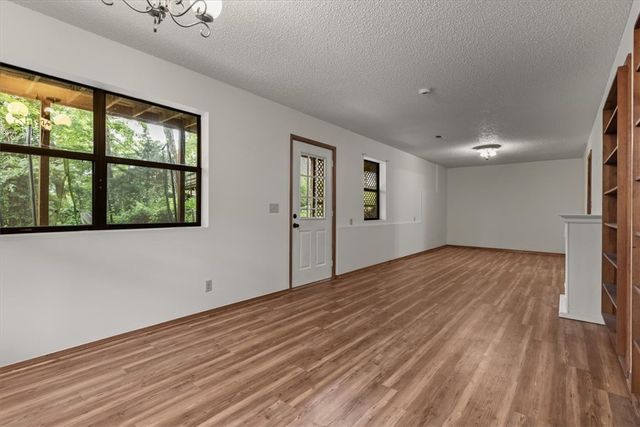 8665 White Oak Drive, Rogers, AR 72756