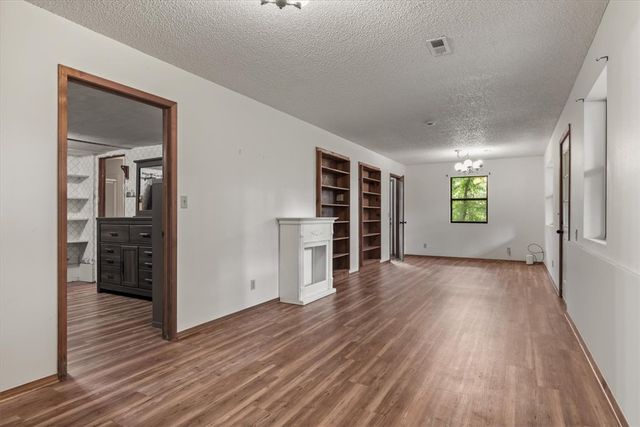 8665 White Oak Drive, Rogers, AR 72756