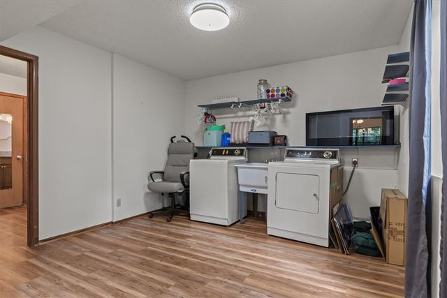 8665 White Oak Drive, Rogers, AR 72756