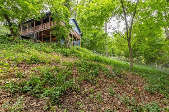 8665 White Oak Drive, Rogers, AR 72756