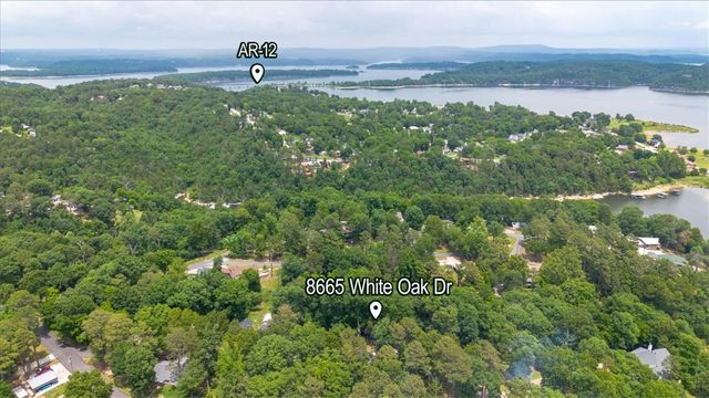 8665 White Oak Drive, Rogers, AR 72756