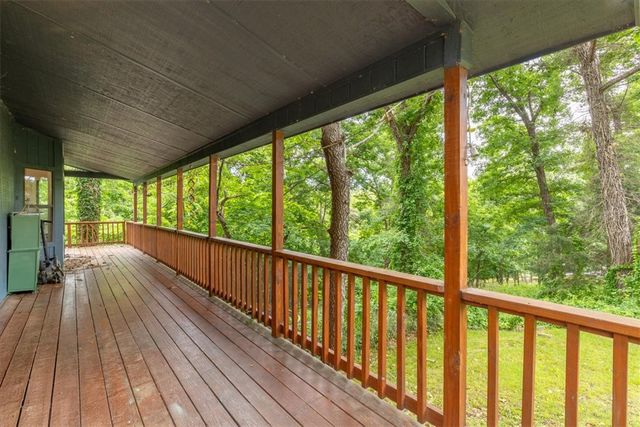 8665 White Oak Drive, Rogers, AR 72756