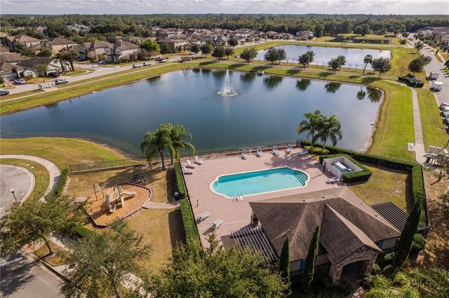 5196 APPENINE LOOP E, St Cloud, FL 34771