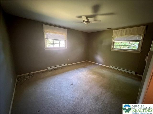 20 Audubon Street, Palmer Twp, PA 18045