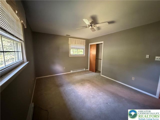 20 Audubon Street, Palmer Twp, PA 18045