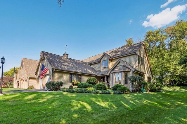 3930 St Andrew COURT #D, Brookfield, WI 53045