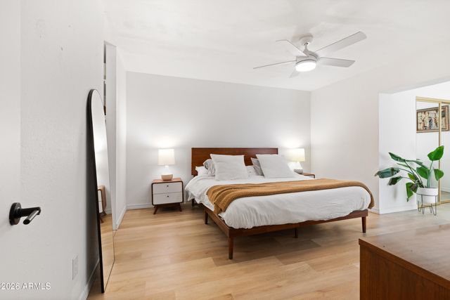 639 E CALAVAR Road, Phoenix, AZ 85022