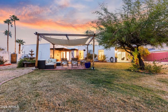 639 E CALAVAR Road, Phoenix, AZ 85022