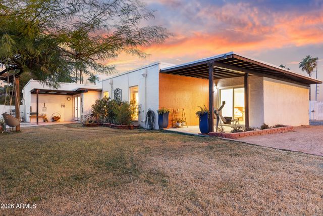 639 E CALAVAR Road, Phoenix, AZ 85022