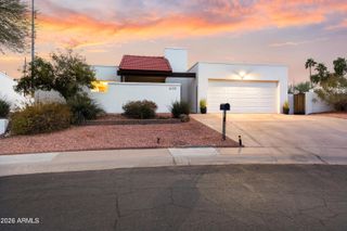 639 E CALAVAR Road, Phoenix, AZ 85022