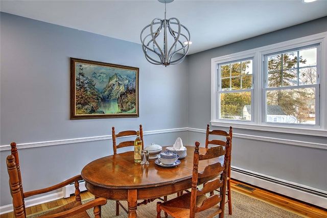 3 Pinetop Road, Barrington, RI 02806