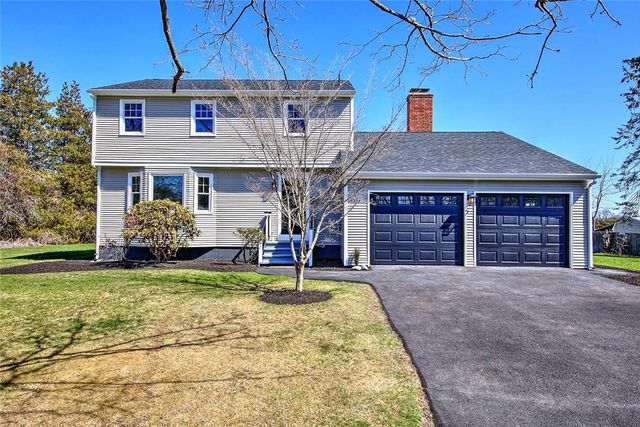 3 Pinetop Road, Barrington, RI 02806