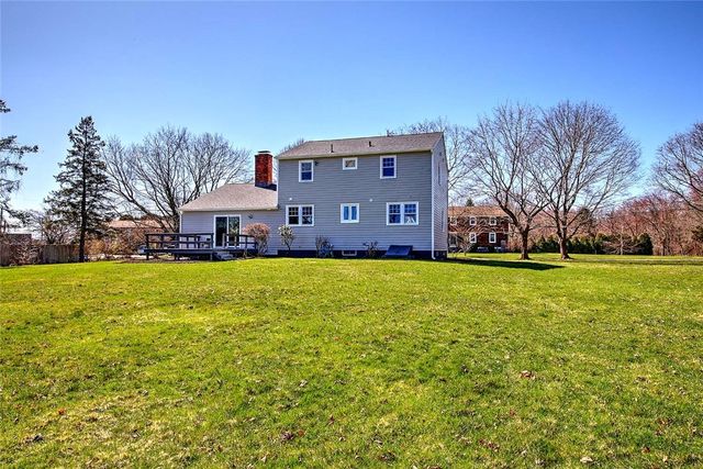3 Pinetop Road, Barrington, RI 02806