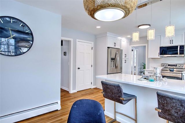 3 Pinetop Road, Barrington, RI 02806