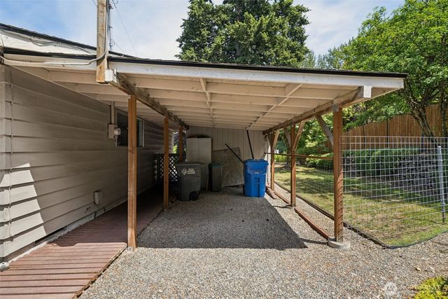 4201 7th Street SW, Puyallup, WA 98373
