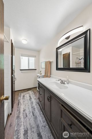 4201 7th Street SW, Puyallup, WA 98373
