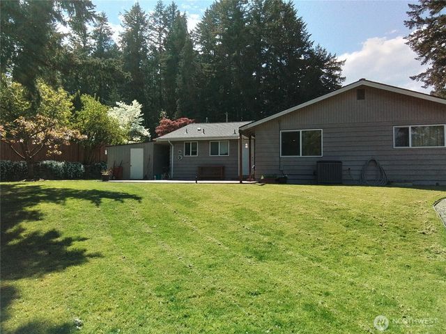 4201 7th Street SW, Puyallup, WA 98373
