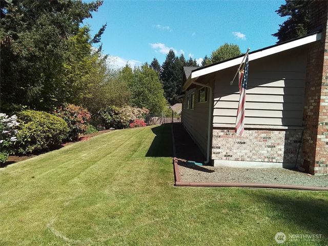 4201 7th Street SW, Puyallup, WA 98373