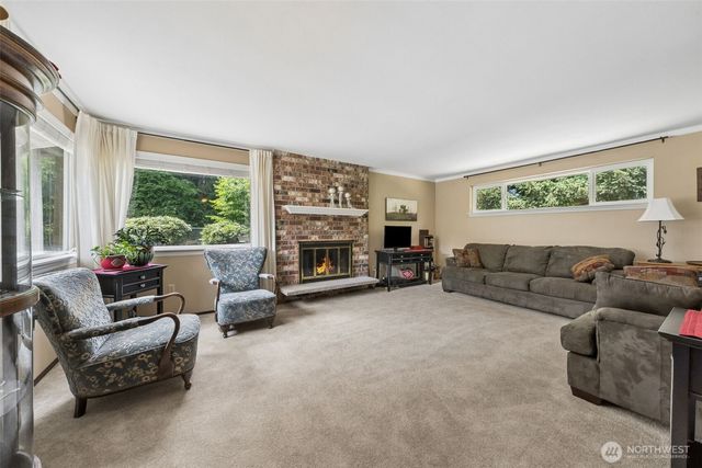 4201 7th Street SW, Puyallup, WA 98373