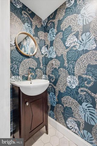 213 UPLAND RD, Merion Station, PA 19066