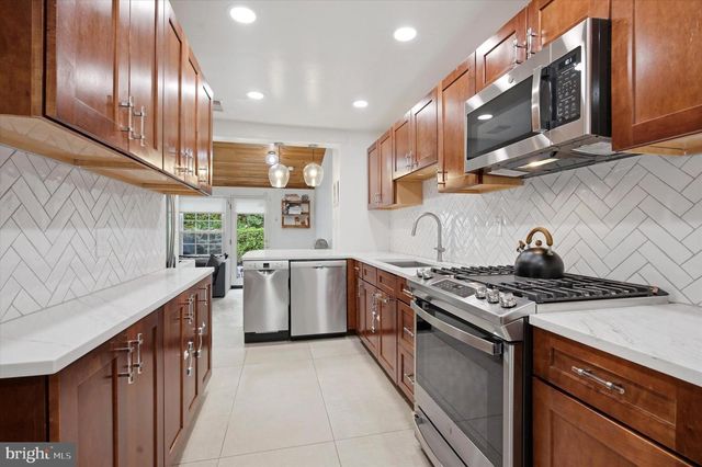 213 UPLAND RD, Merion Station, PA 19066