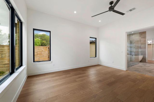 119 Azalea LOOP, Horseshoe Bay, TX 78657
