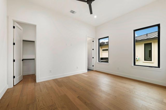 119 Azalea LOOP, Horseshoe Bay, TX 78657