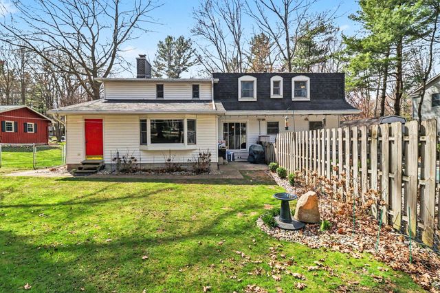 1378 N Lendale Street, Pere Marquette Twp, MI 49431