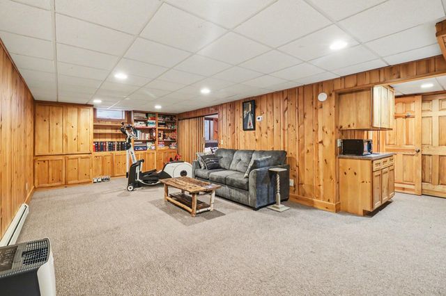 1378 N Lendale Street, Pere Marquette Twp, MI 49431