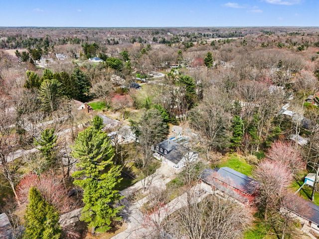 1378 N Lendale Street, Pere Marquette Twp, MI 49431